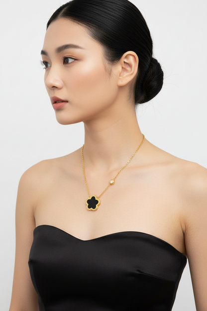 18K Gold Plated Flower Necklace | Waterproof Hypoallergenic Elegant Jewelry – UAE
